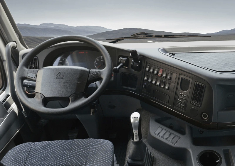 HOWO-7 Cabin