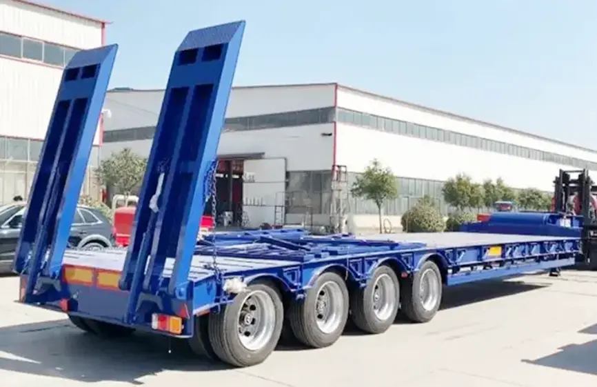 Sinotruk 4 Axle 40ft Lowbed Semi Trailer-3