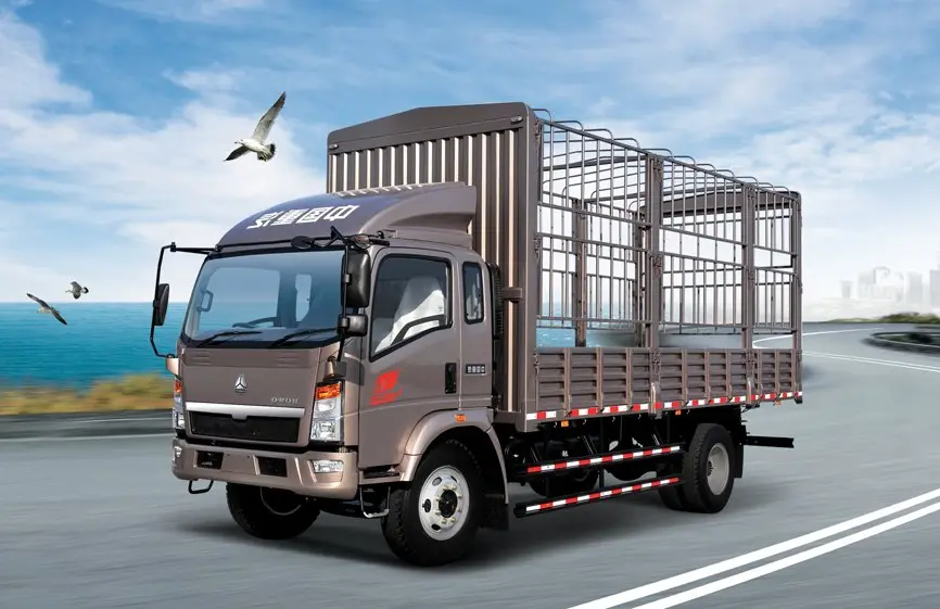 Sinotruk HOWO 4X2 116hp Fences Cargo Light Truck