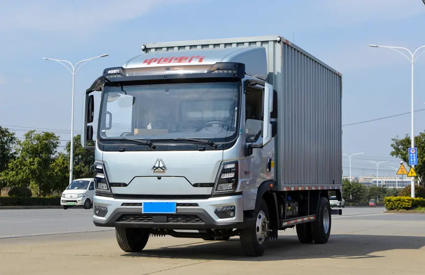 Sinotruk Howo 170hp Box Cargo Truck-4