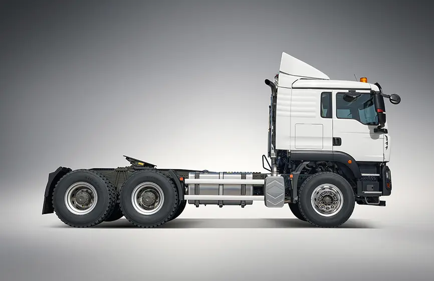 Sinotruk Howo 336 TX 6×4 Tractor Truck-1