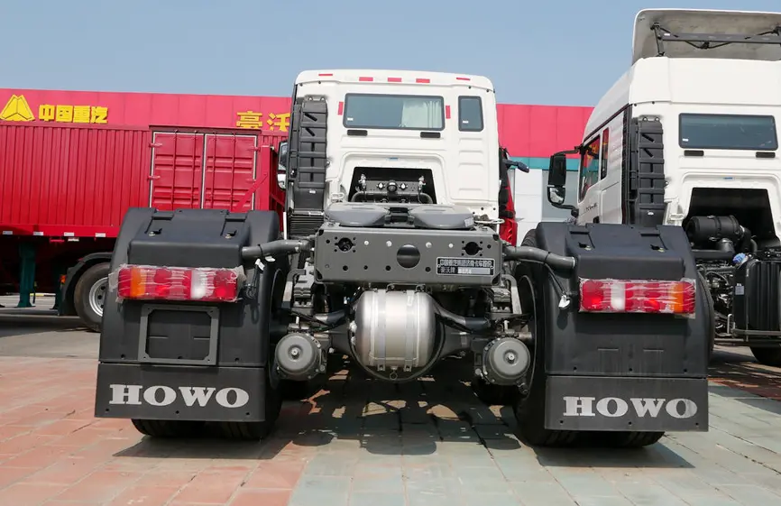 Sinotruk Howo 336 TX 6×4 Tractor Truck-2