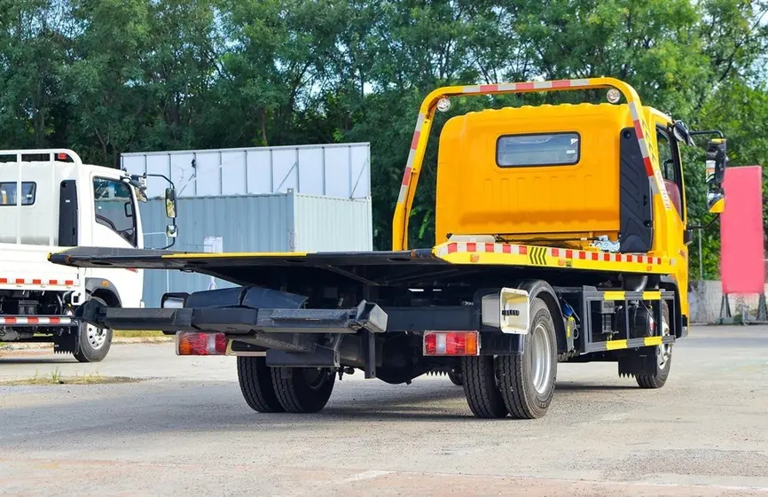Sinotruk Howo 4×2 Flatbed Truck-1