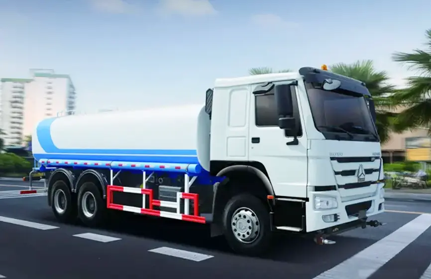 Sinotruk Howo 6×4 Water Truck (2)