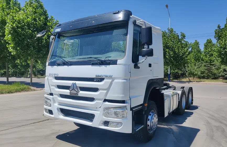 Sinotruk Howo-7 371 6×4 Tractor Truck-3