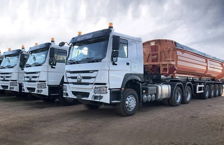 Sinotruk Howo-7 371 6×4 Tractor Truck-5