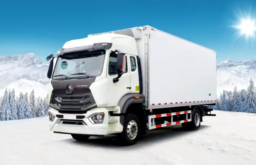Sinotruk Howo NX 4×2 Light Refrigerated Cargo Truck-4