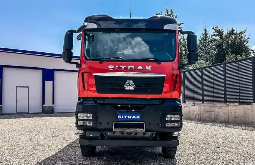 Sitrak C7H 8×4 Dump Truck-3